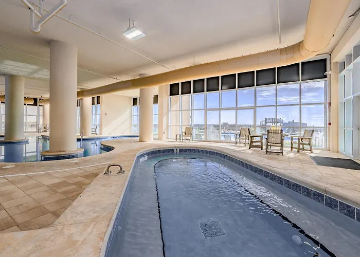 Phoenix Gulf Towers 2402 Apartment
